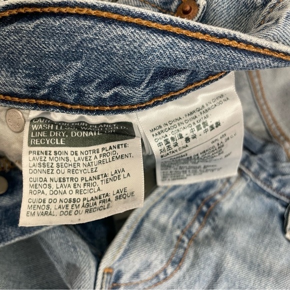 LEVI’S 501 Button Fly Denim Blue Jeans Destroyed Distressed Patch 33” W x 27” L - Picture 14 of 16